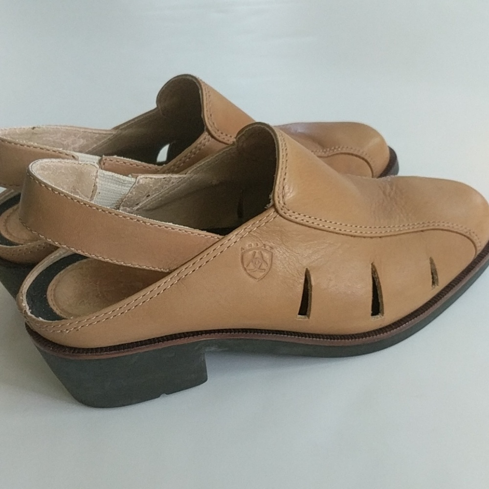 Ariat sandals - Picture 2 of 8